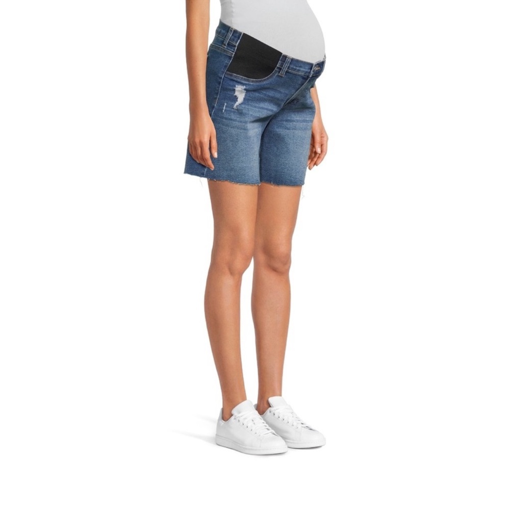 NWT Maternity Denim Bermuda Shorts size: S(4-6)